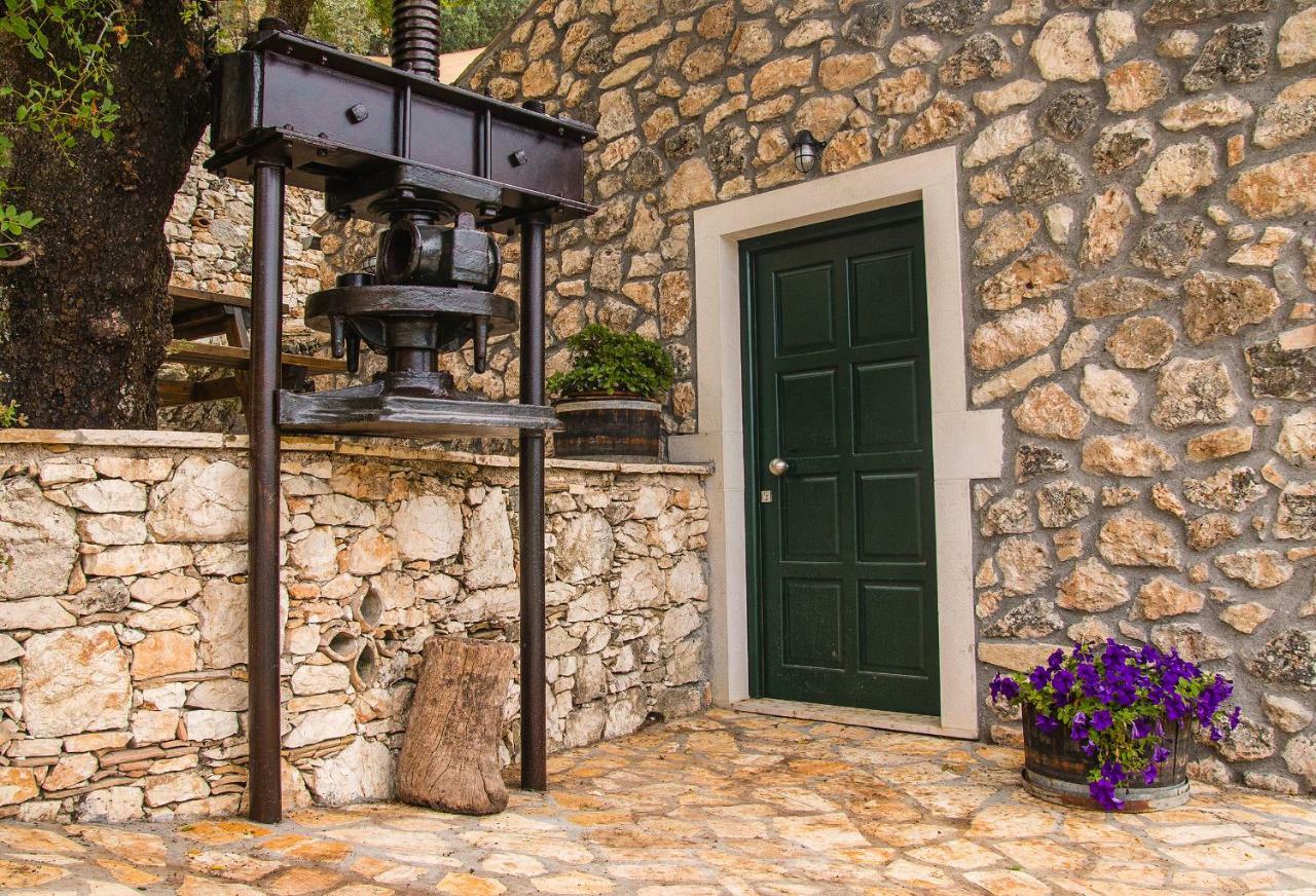 Penzion Castelli Olive Press Acharavi  Exteriér fotografie